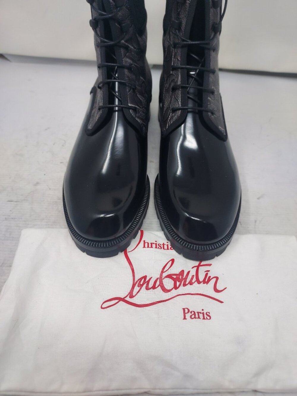 Christian Louboutin MENS Black CL Logo Trapman Lace Up Boot - Picture 6 of 11